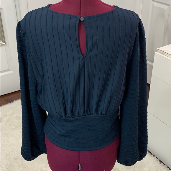 Puff bell sleeve Navy textured stretchy top - Picture 5 of 5